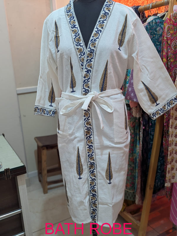 Premium Cotton Bath Robe – Free Size | Soft, Absorbent & Comfortable